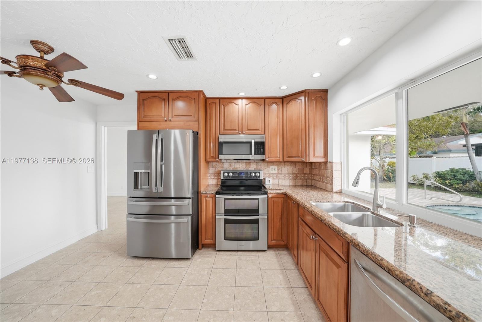 HIGHLAND LAKES ESTATES - Residential