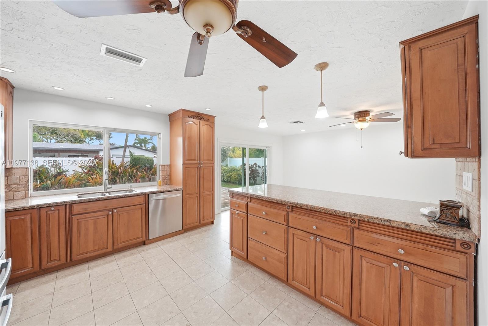 HIGHLAND LAKES ESTATES - Residential