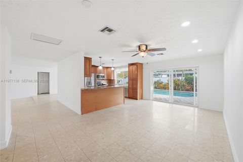 Tiny photo for 1880 NE 206th Ter, Miami, FL 33179 (MLS # A11977138)