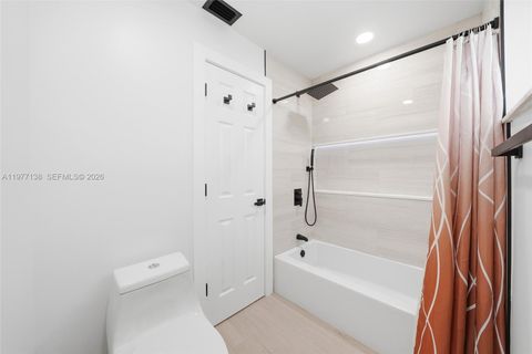 Tiny photo for 1880 NE 206th Ter, Miami, FL 33179 (MLS # A11977138)