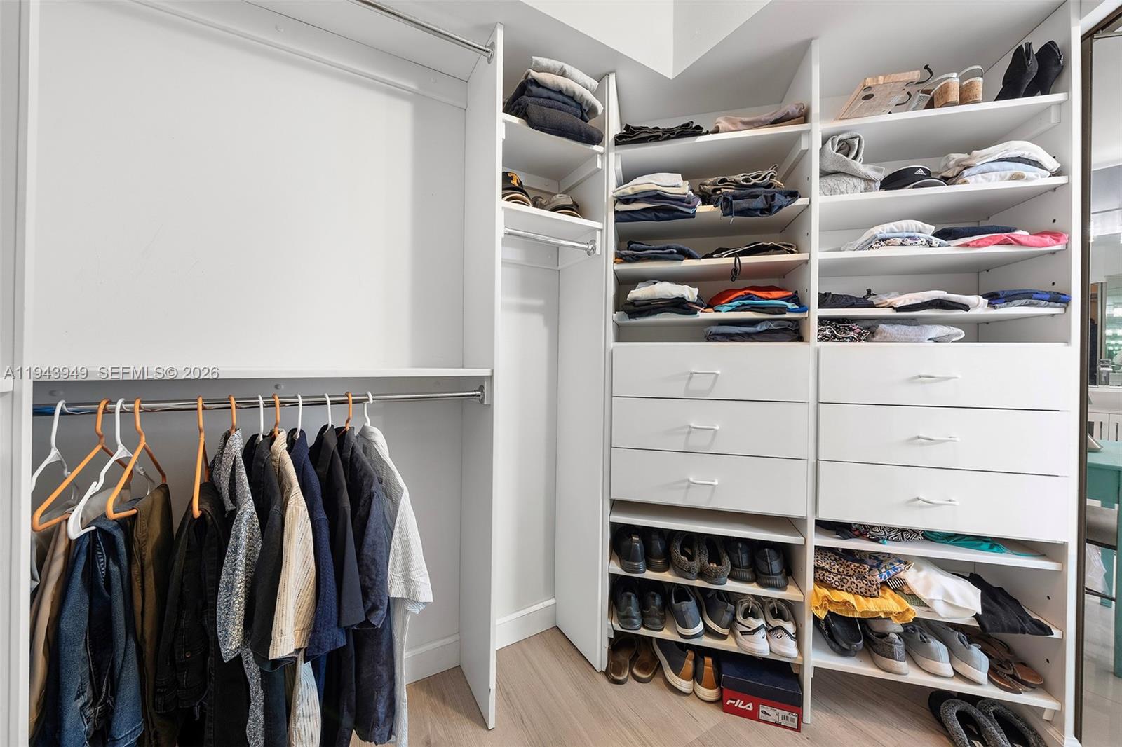 MYSTIC POINTE CONDO NO TH - Residential