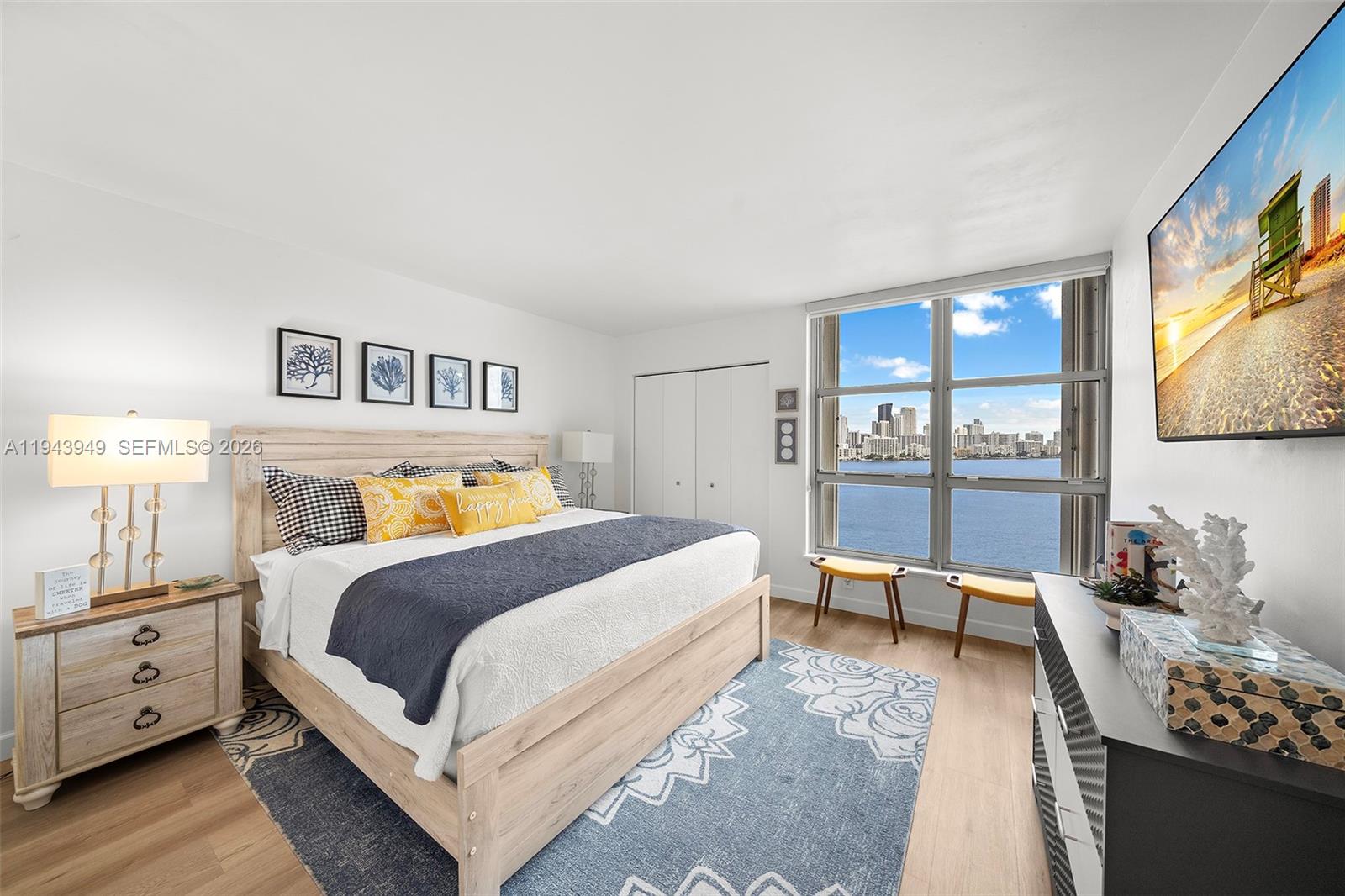 MYSTIC POINTE CONDO NO TH - Residential