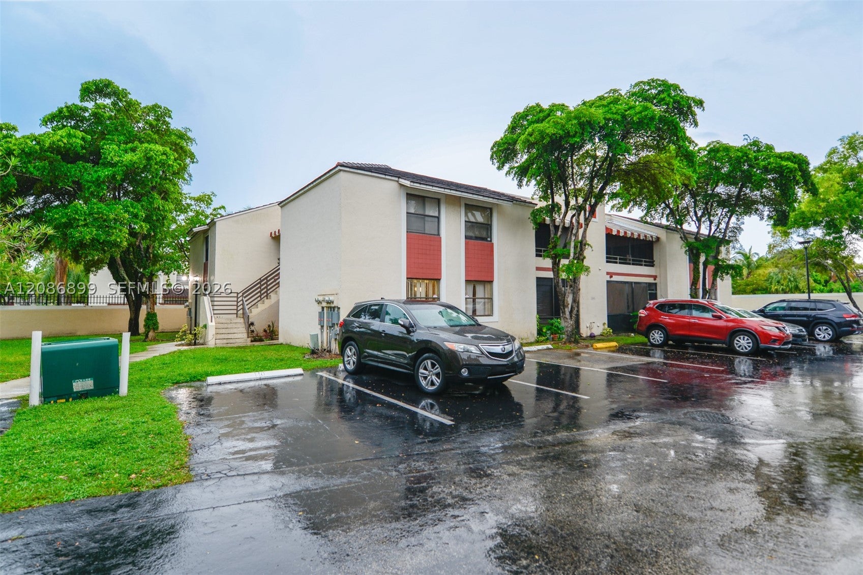 20220 NE 3rd Ct 2, Miami FL 33179