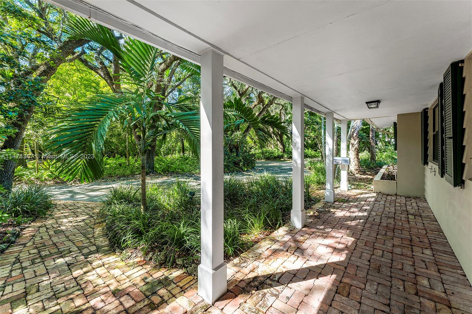 PARKWAY HOMESITES - Residential