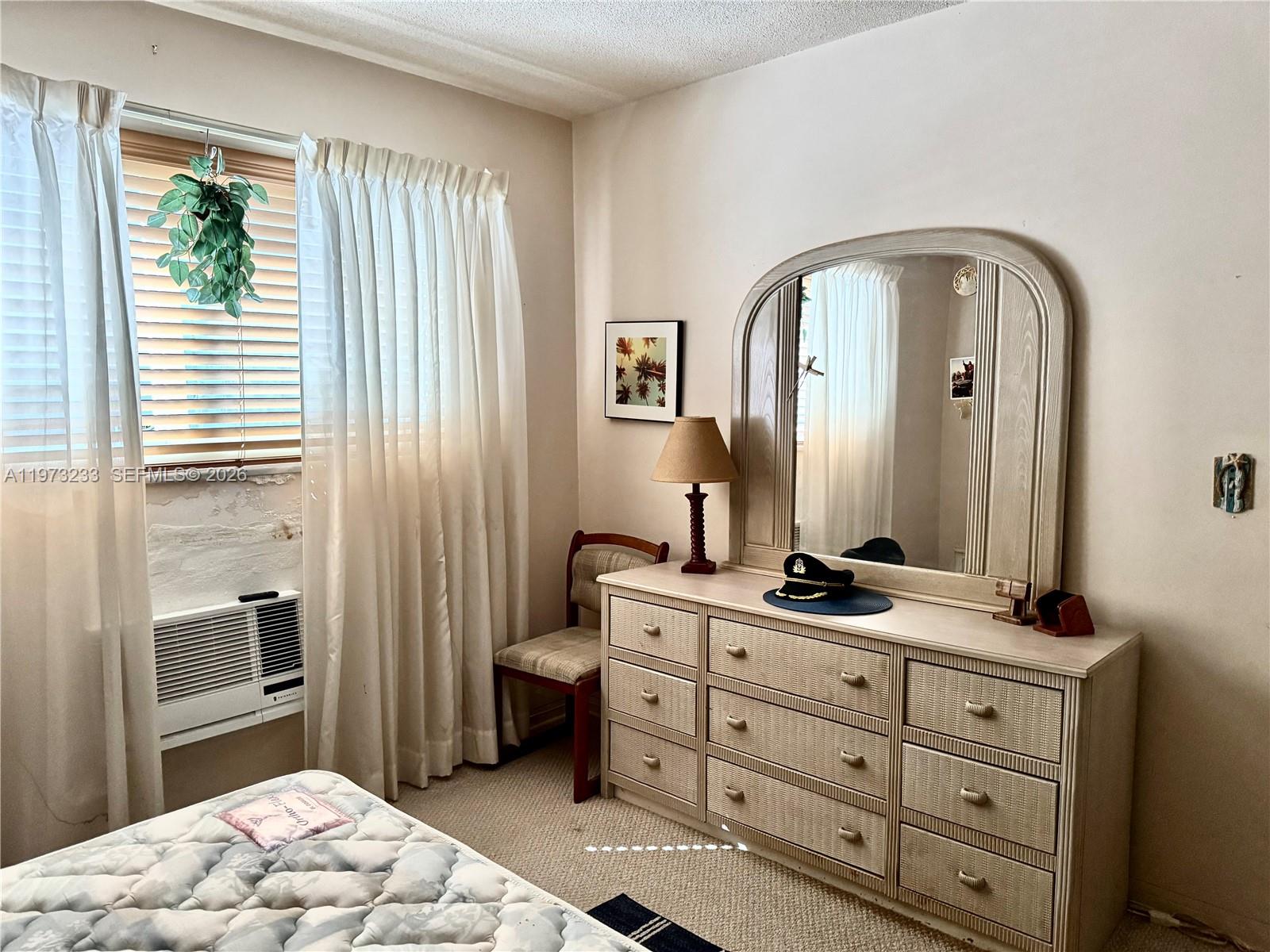 ASTOR CONDO NO 2 - Residential