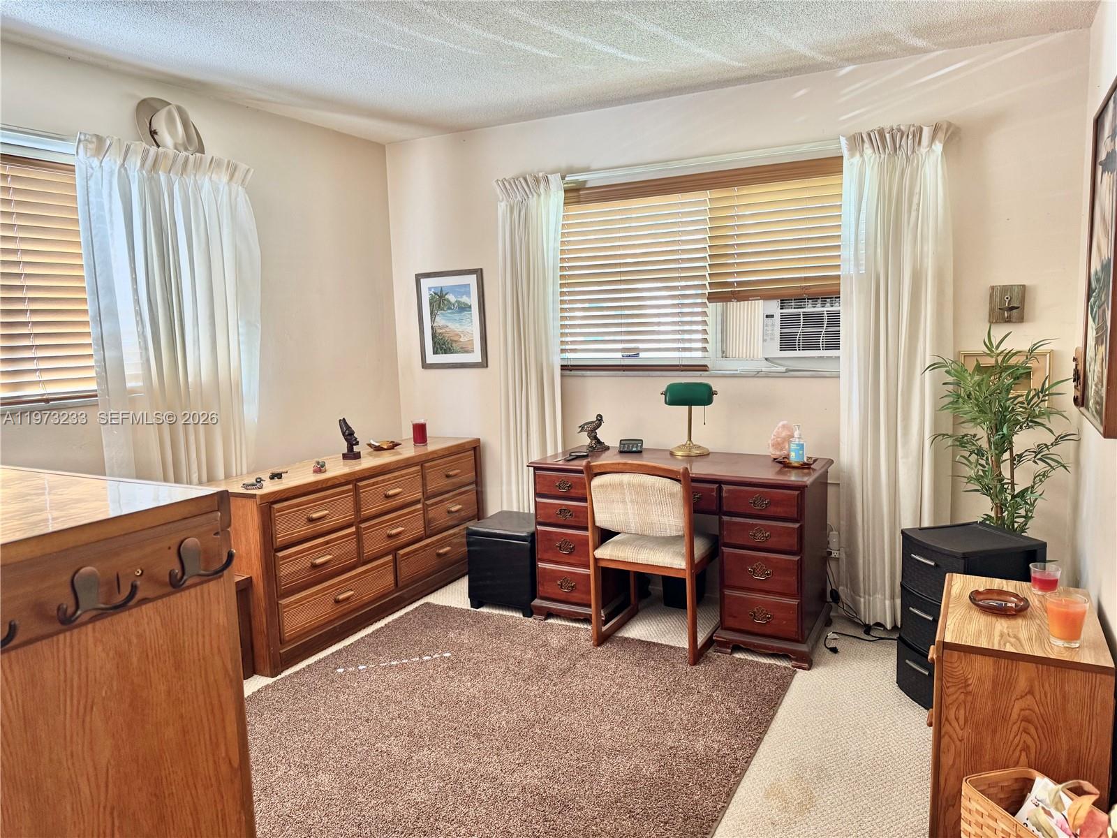 ASTOR CONDO NO 2 - Residential