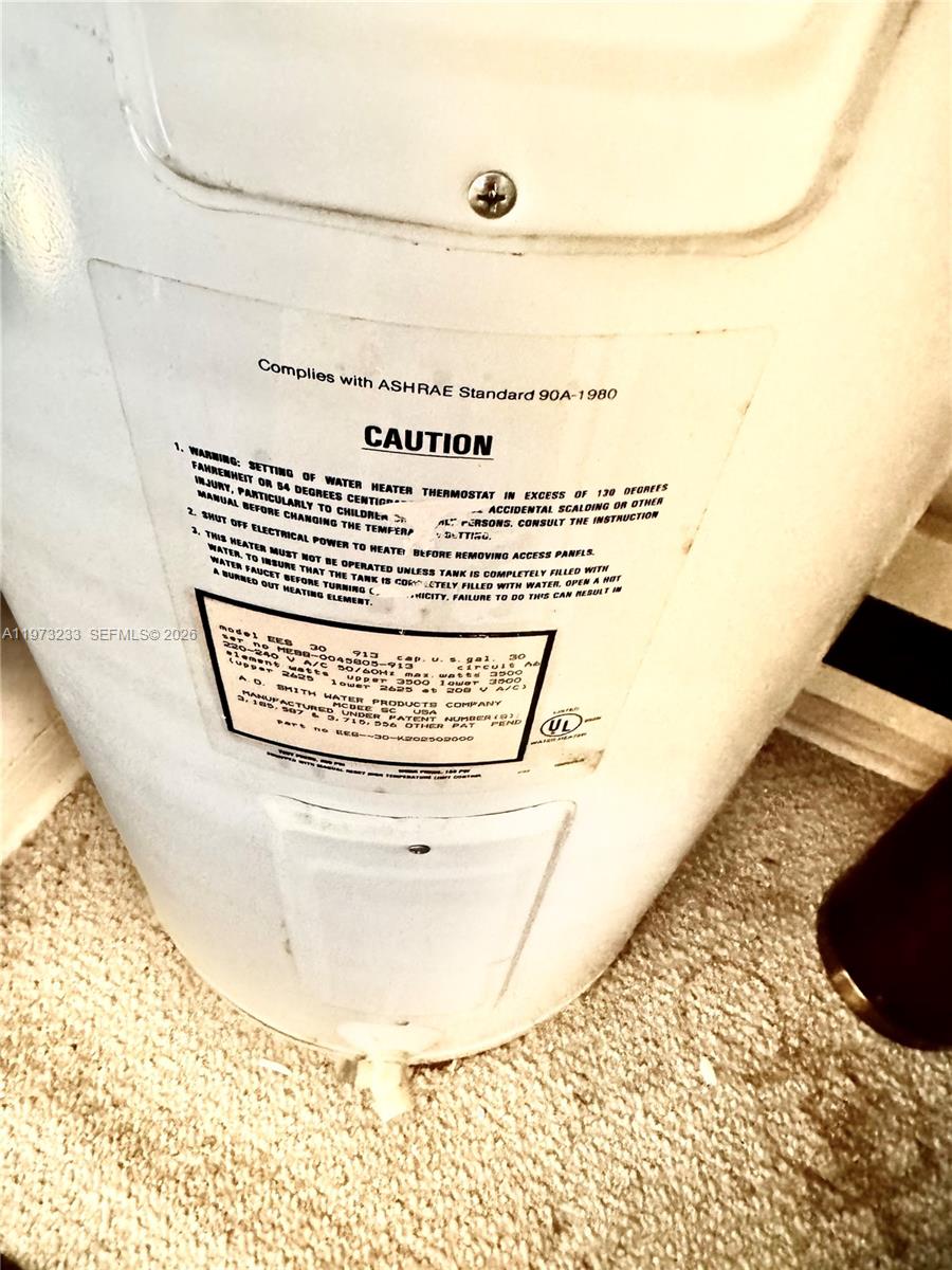 ASTOR CONDO NO 2 - Residential