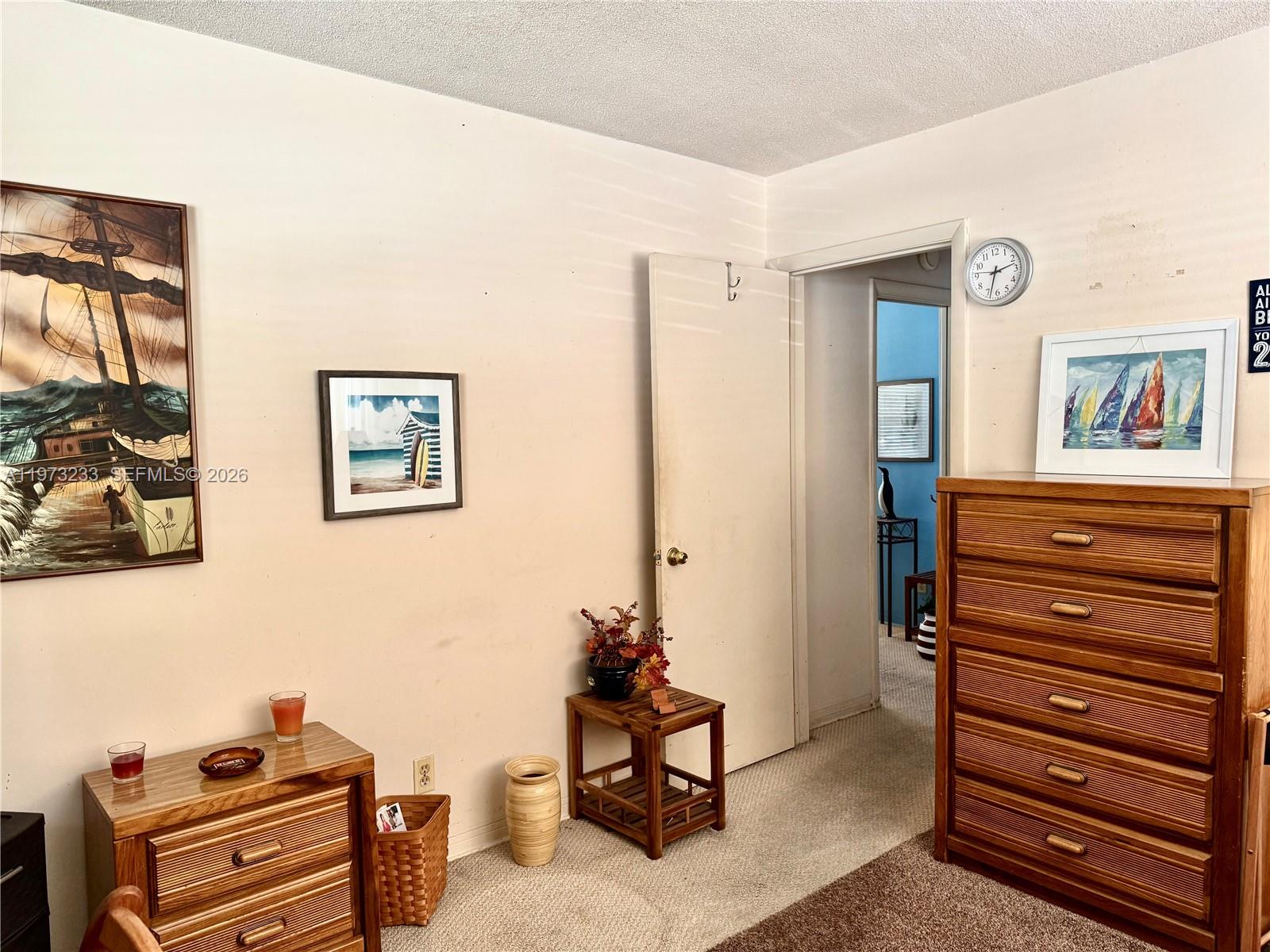 ASTOR CONDO NO 2 - Residential