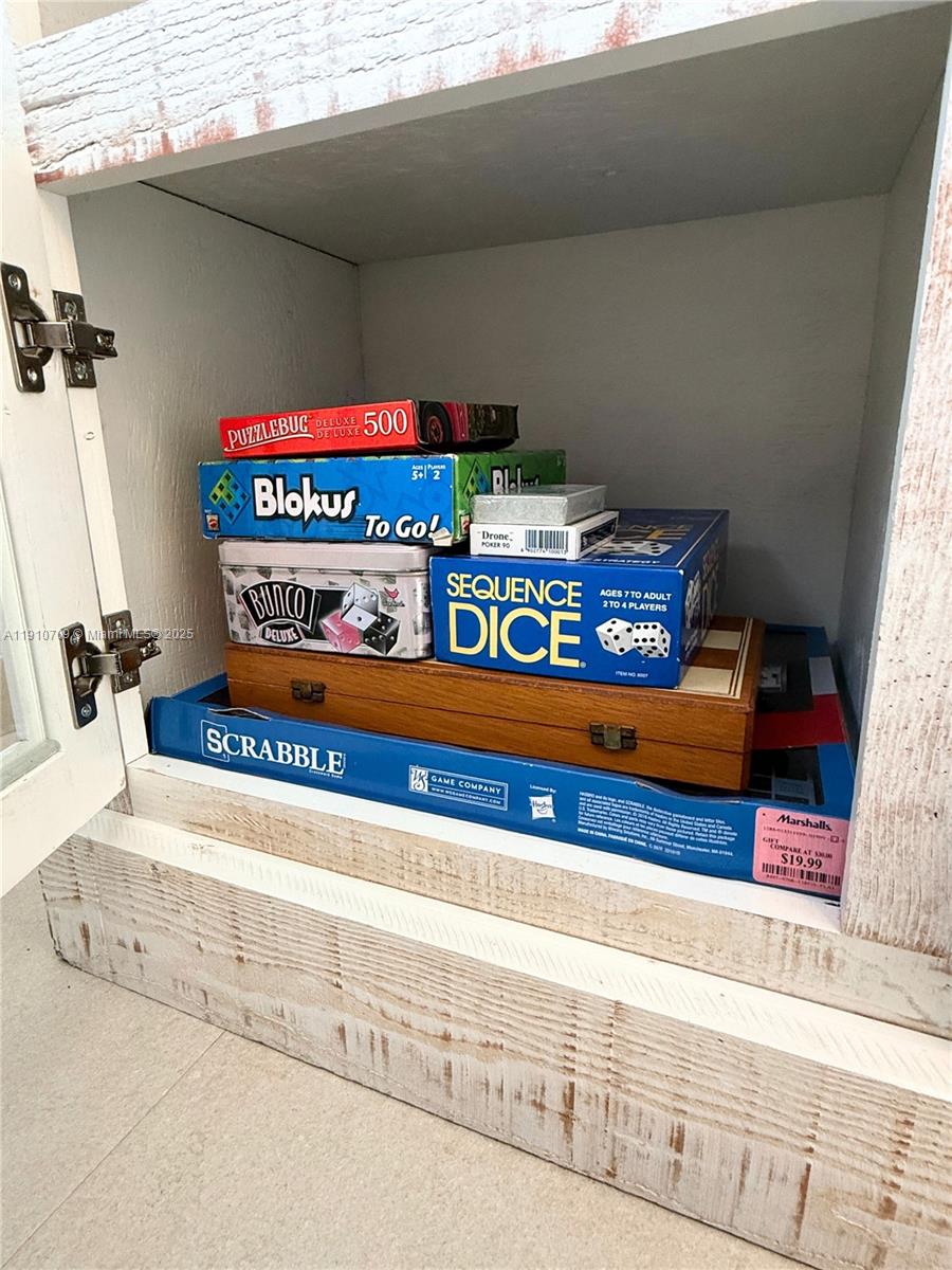 ACQUA CAMINO CONDO - Residential Lease