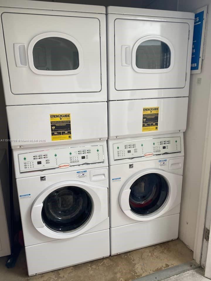 ACQUA CAMINO CONDO - Residential Lease