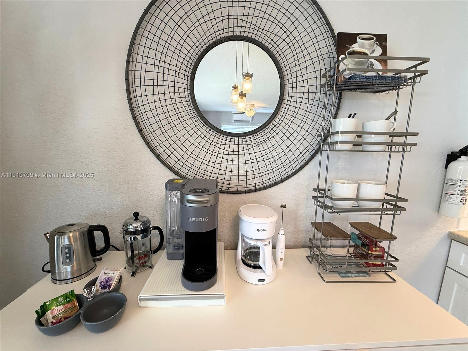 ACQUA CAMINO CONDO - Residential Lease