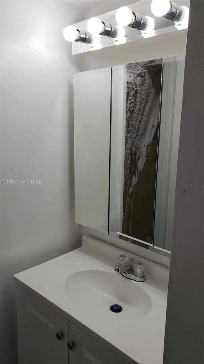 KINGS COVE CONDO - Residential