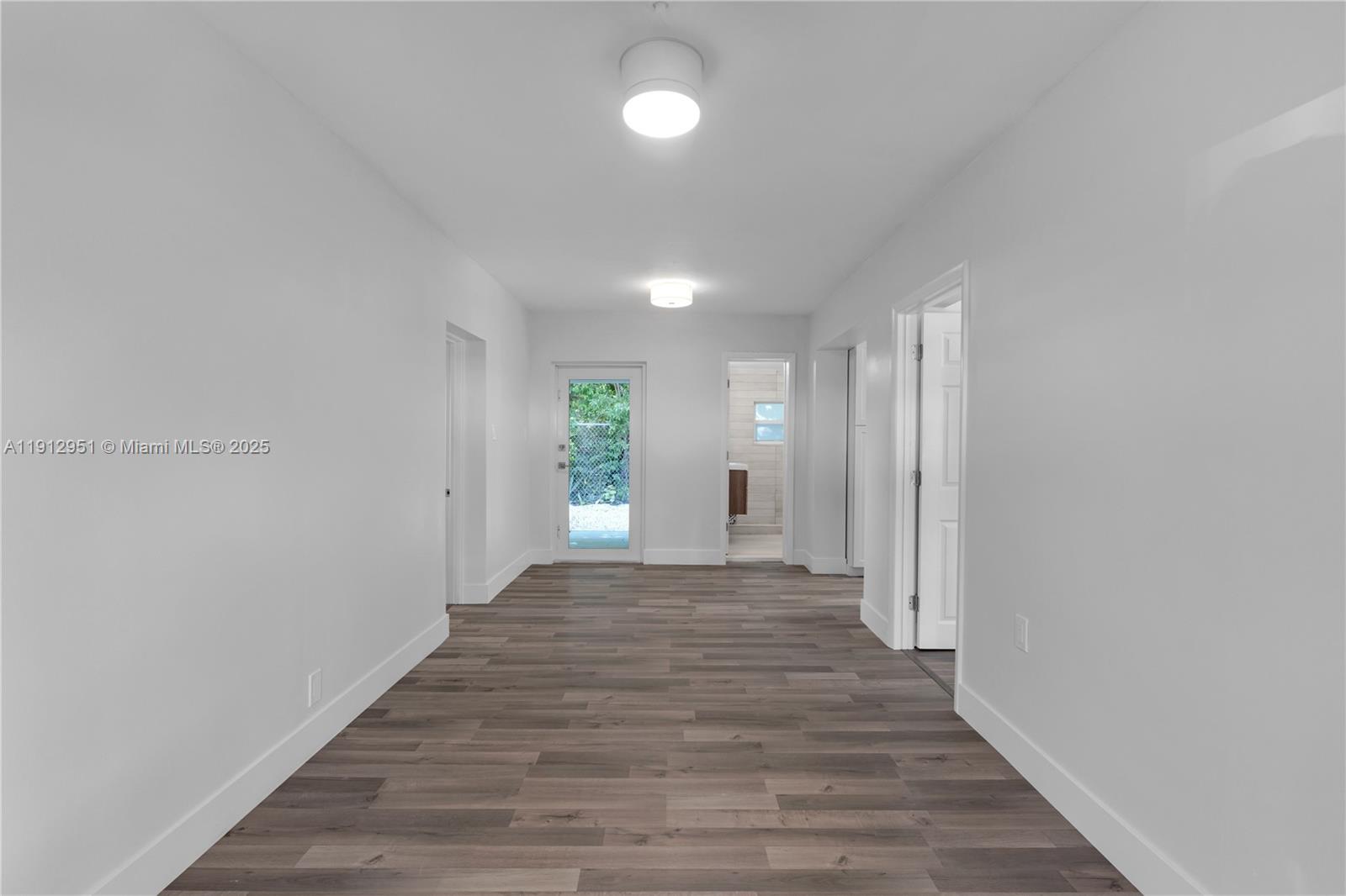 HOLIDAY HOMESITES - Residential