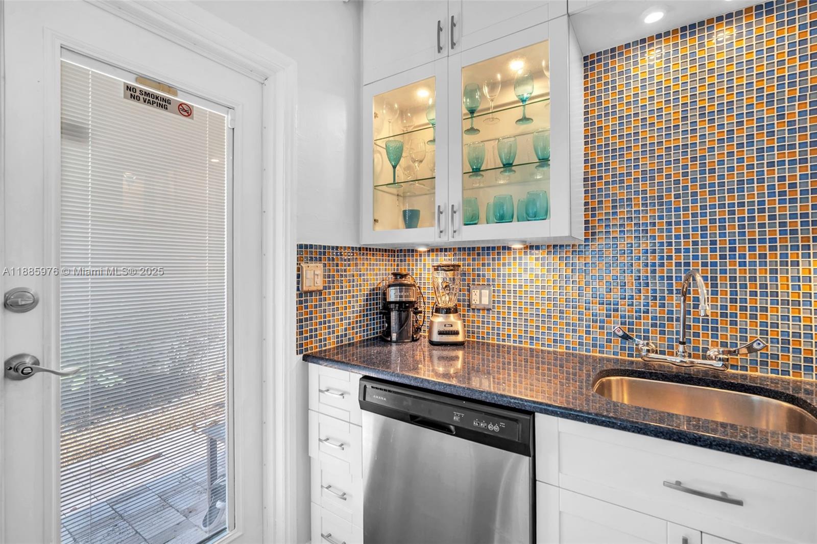 HOLLYWOOD - Residential Lease