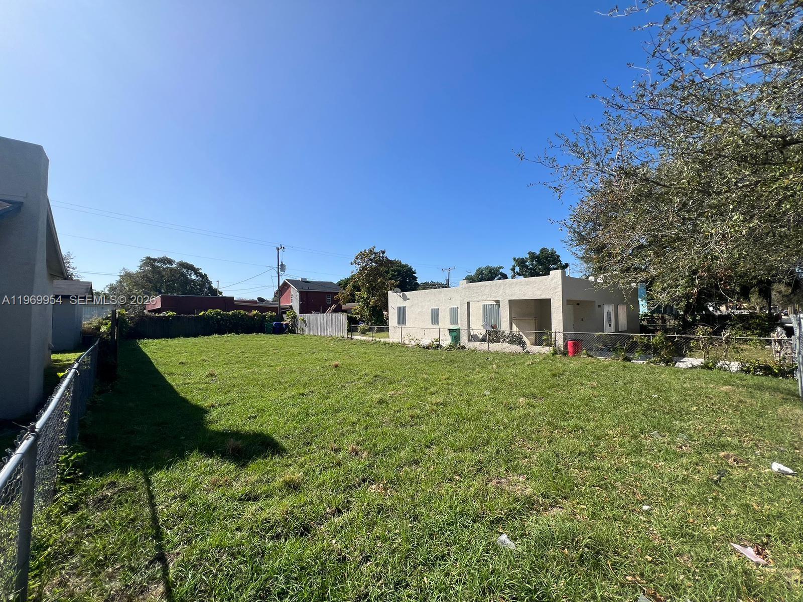 17TH AVE MANOR 2ND ADDN - Land