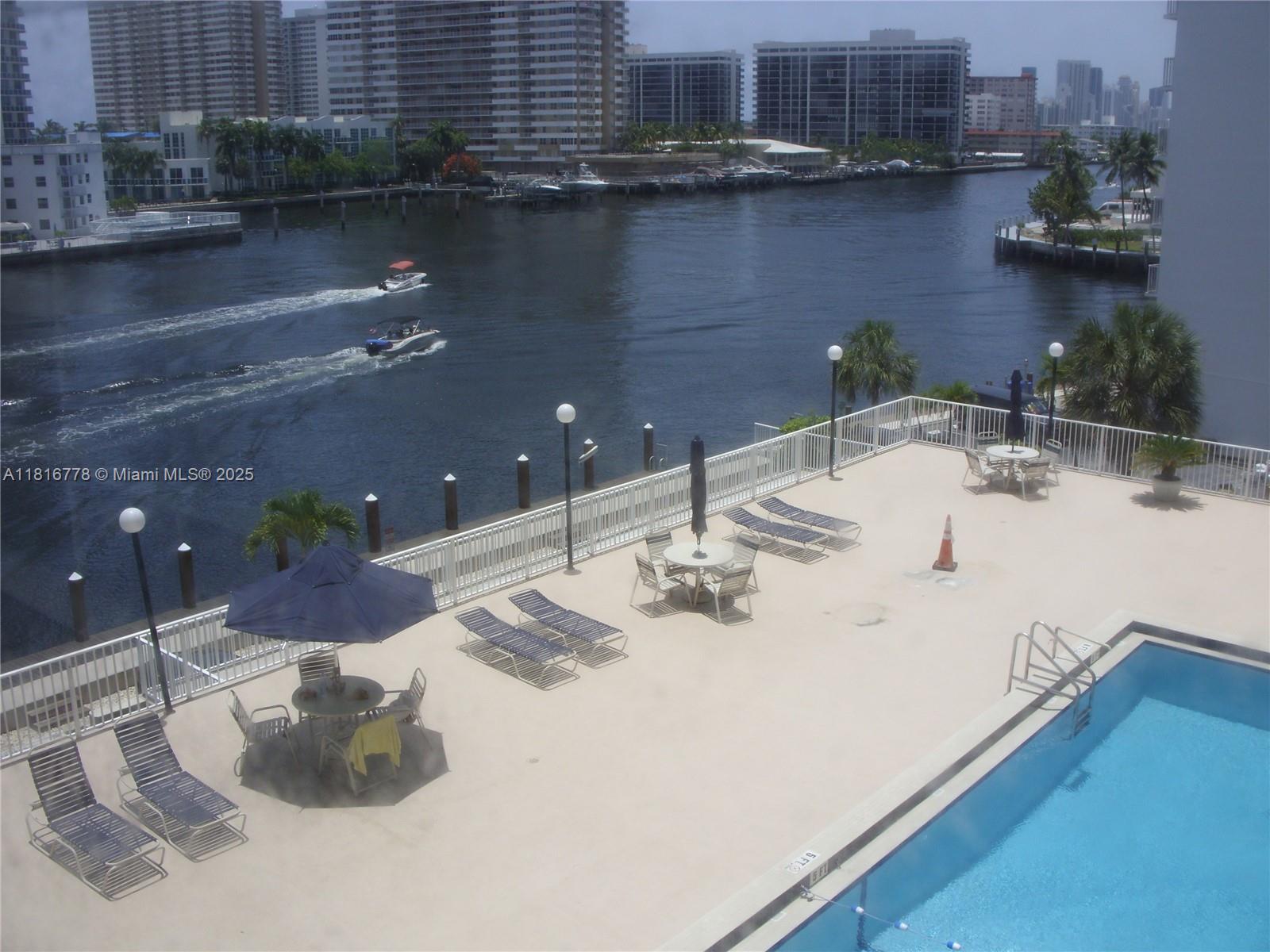 GOLDEN SAILS CONDO - Residential