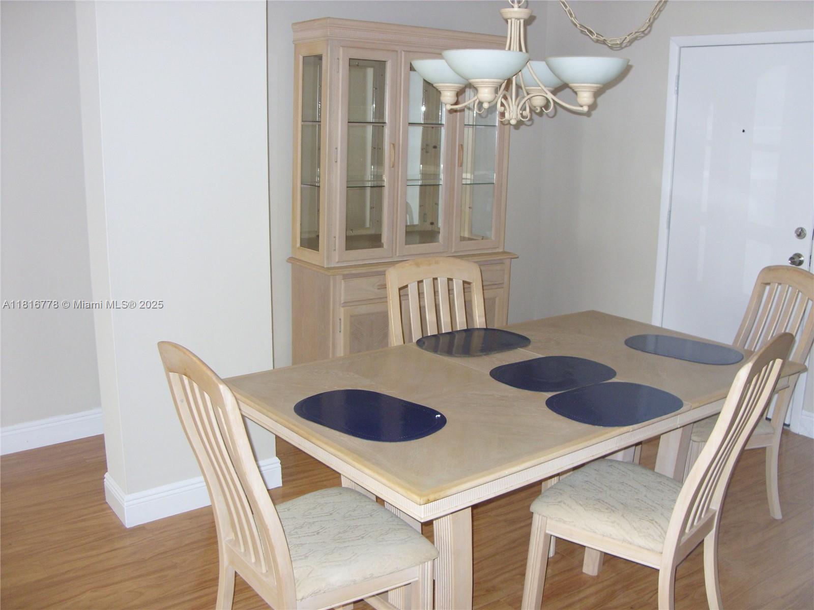 GOLDEN SAILS CONDO - Residential