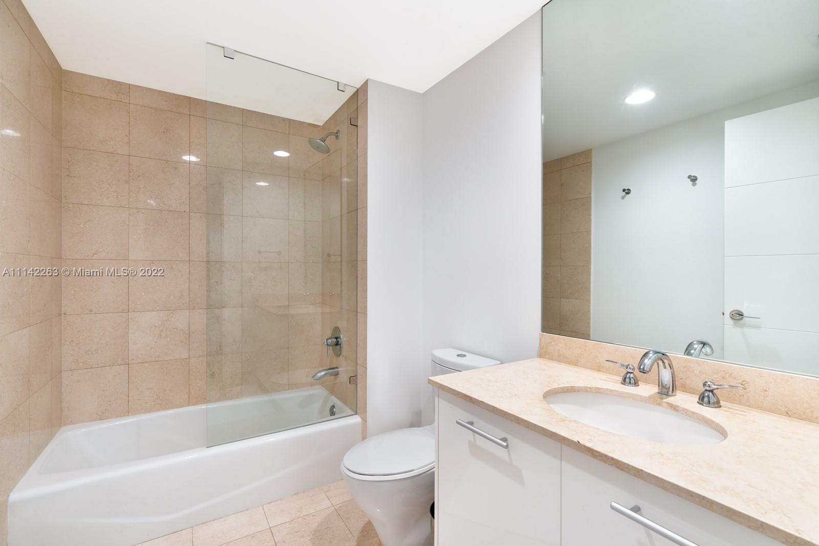 2711 HOLLYWOOD BEACH COND - Residential