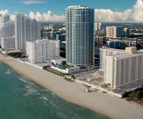 2711 HOLLYWOOD BEACH COND - Residential