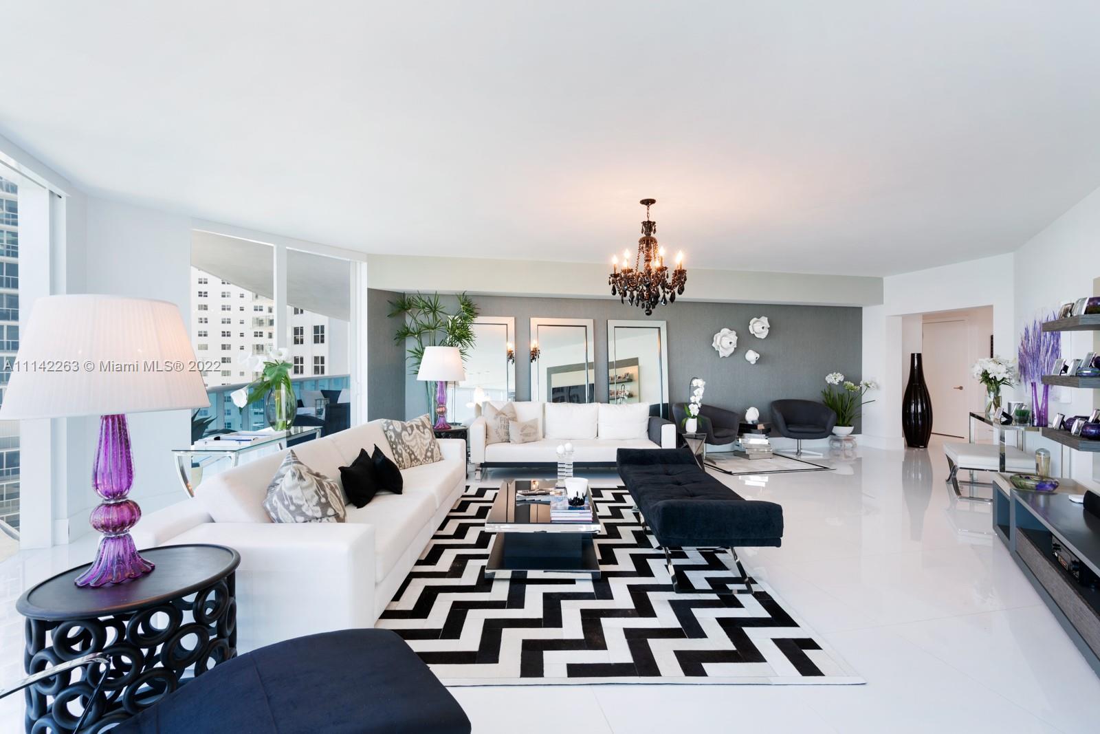 2711 HOLLYWOOD BEACH COND - Residential