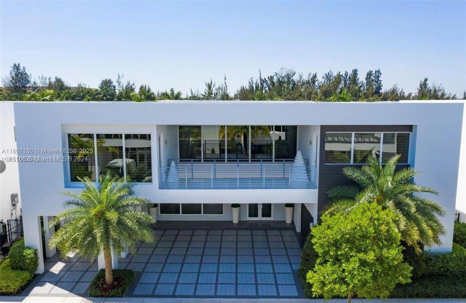 Rental Property at 10242 Nw 75th Ter, Doral, Miami-Dade County, Florida - Bedrooms: 6 
Bathrooms: 7  - $18,000 MO.