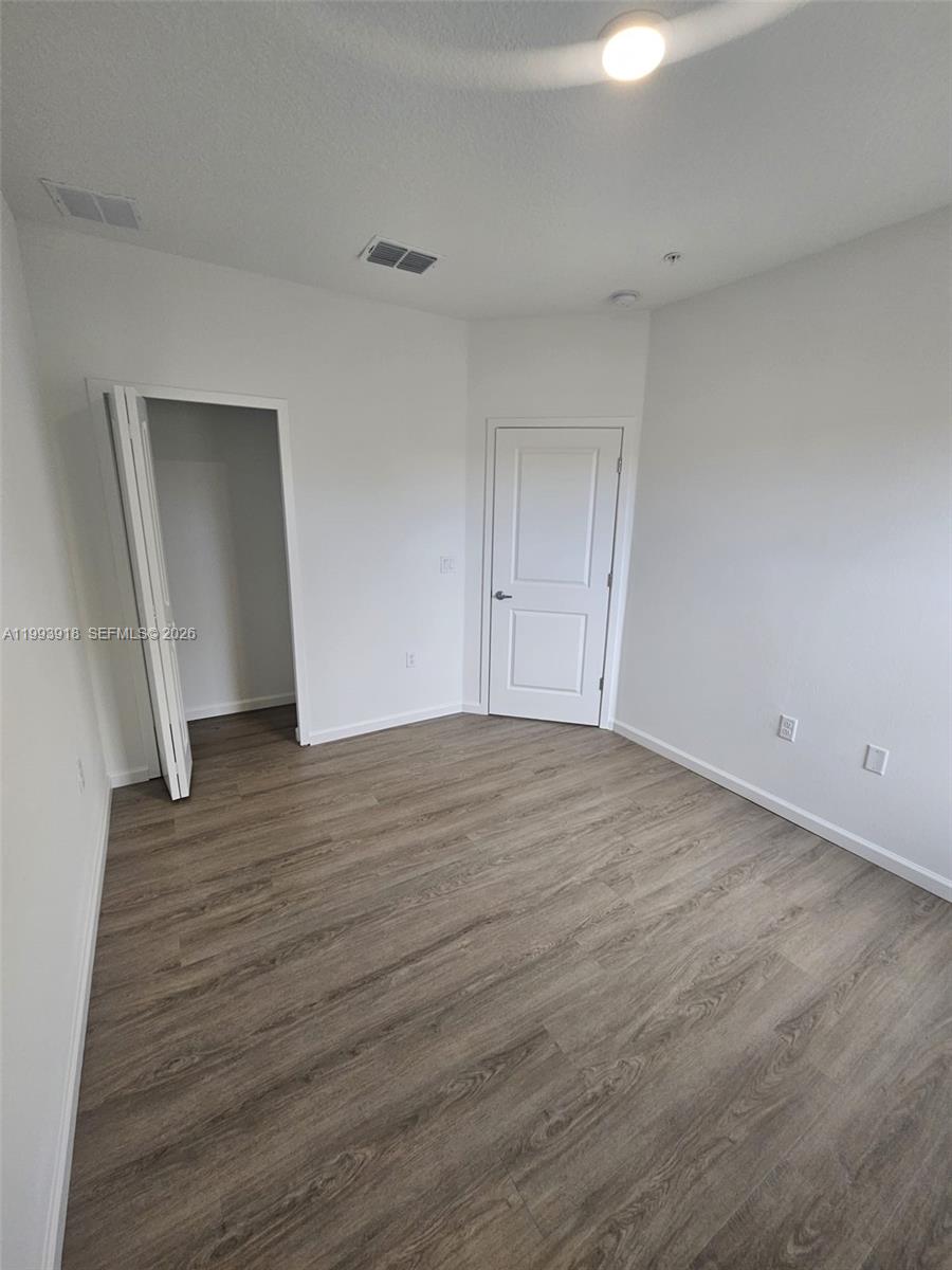 SANDLAKE STATION - Residential