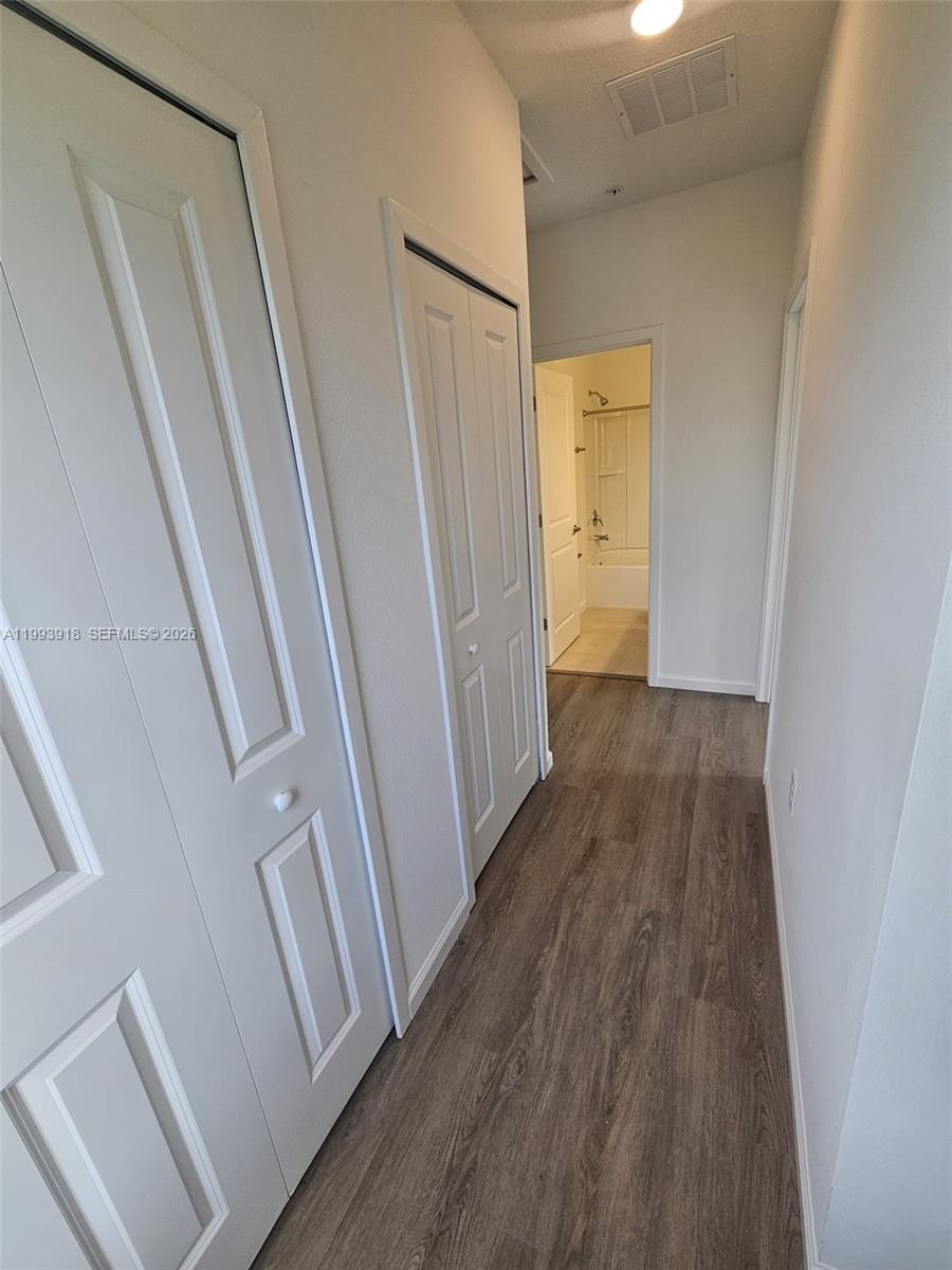 SANDLAKE STATION - Residential