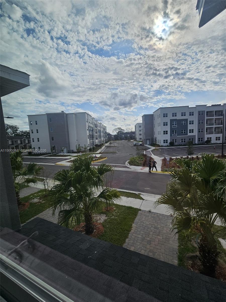 SANDLAKE STATION - Residential