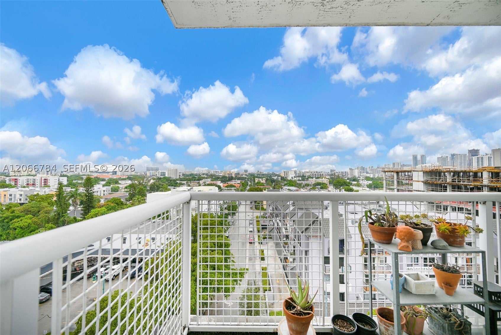900 SW 8th St 908