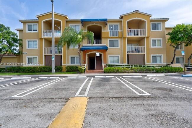 21100 Sw 87 Avenue 305, Cutler Bay, Miami-Dade County, Florida - 2 Bedrooms  
2 Bathrooms - 