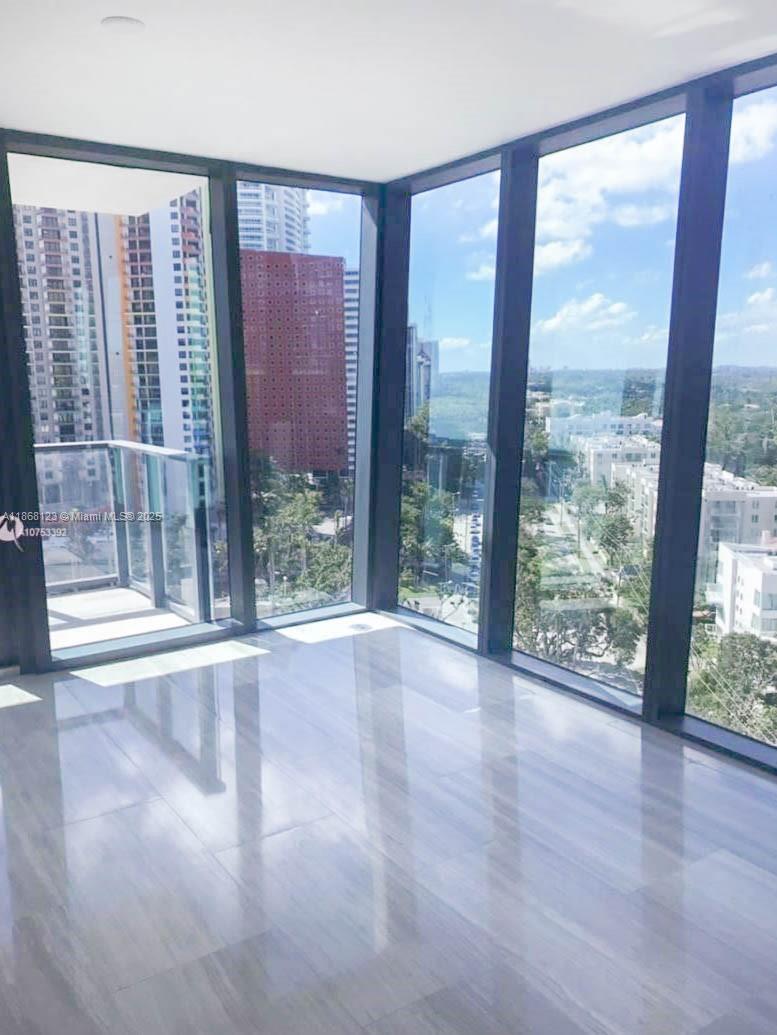 ECHO BRICKELL CONDO - Residential