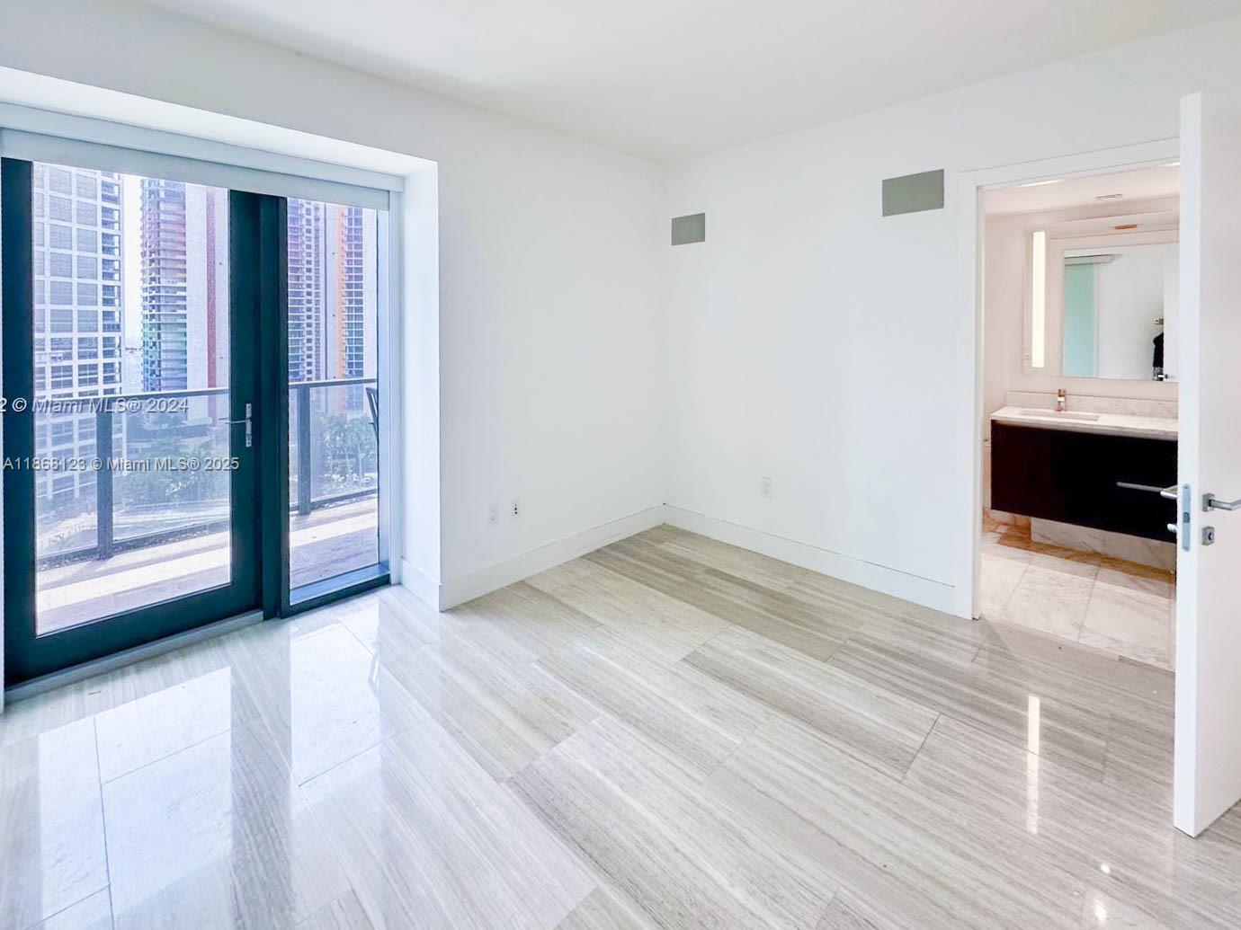 ECHO BRICKELL CONDO - Residential