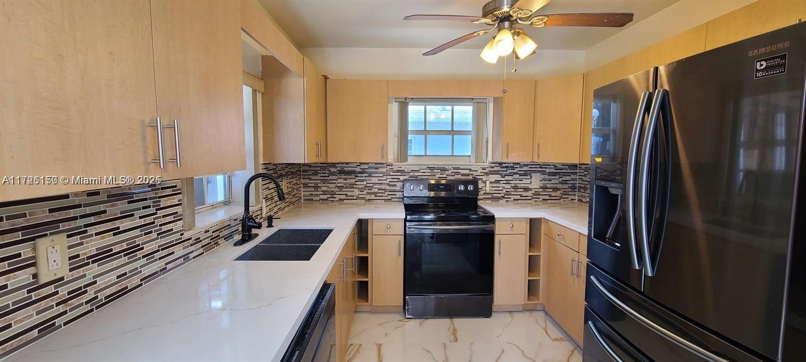 BISCAYNE GARDENS SEC E PA - Residential Lease