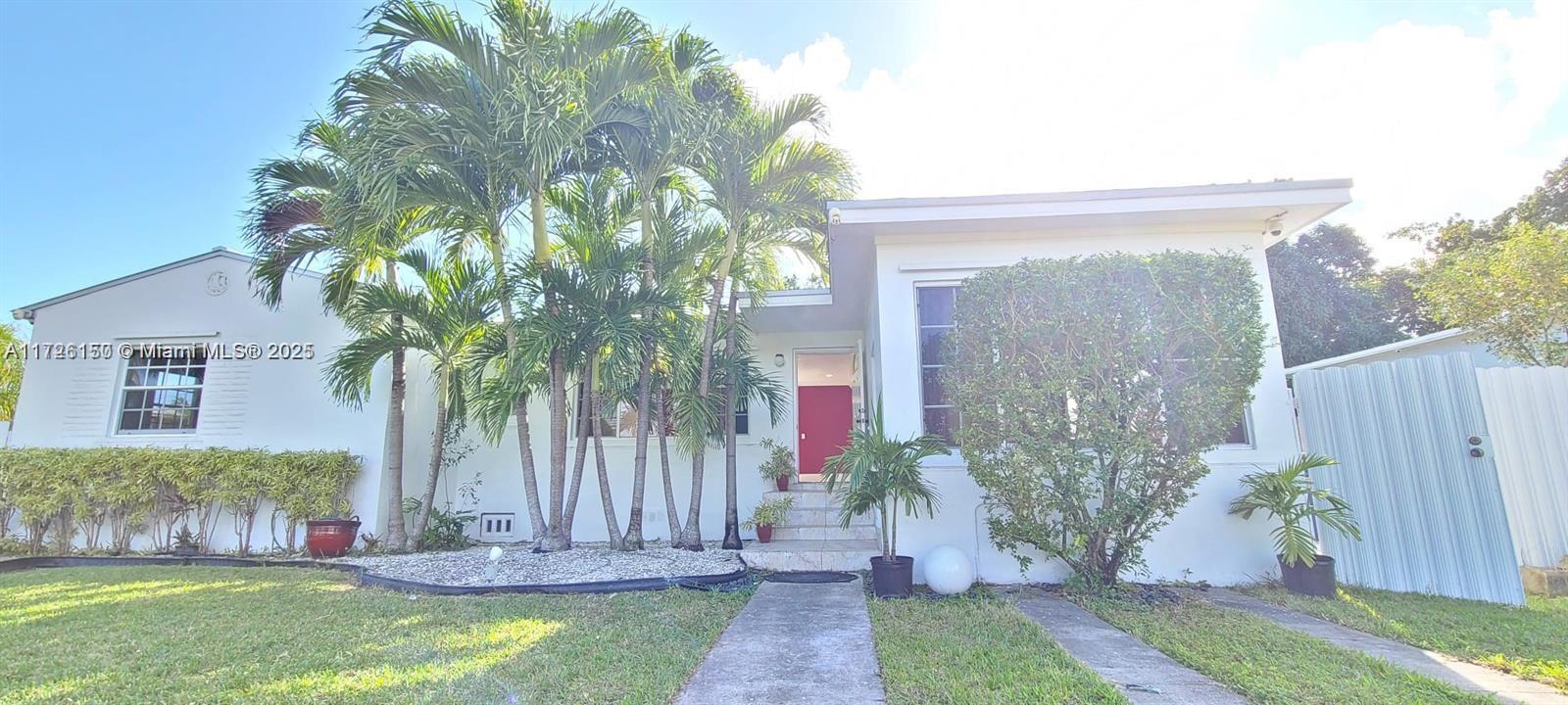 Rental Property at 340 Nw 151st St, Miami, Broward County, Florida - Bedrooms: 4 
Bathrooms: 2  - $4,000 MO.