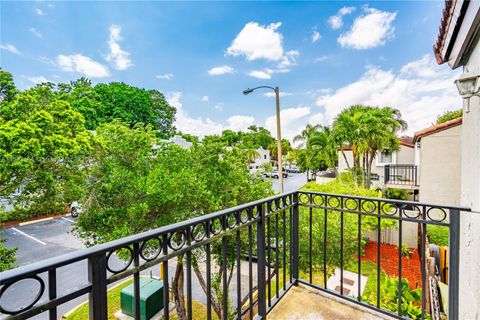 Townhouse in Miami FL 10445 154th Ct Ct 21.jpg