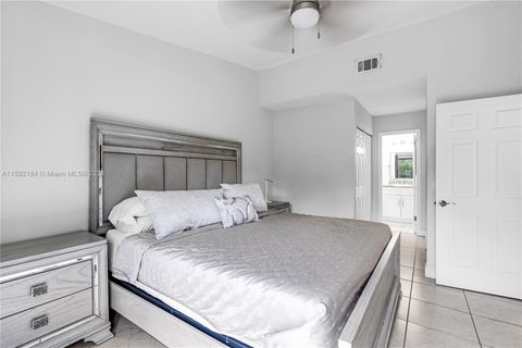 Townhouse in Miami FL 10445 154th Ct Ct 18.jpg