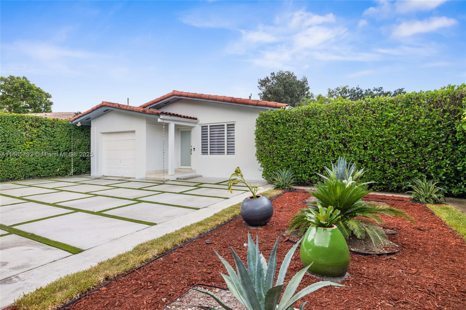 CORAL GABLES SEC E - Residential