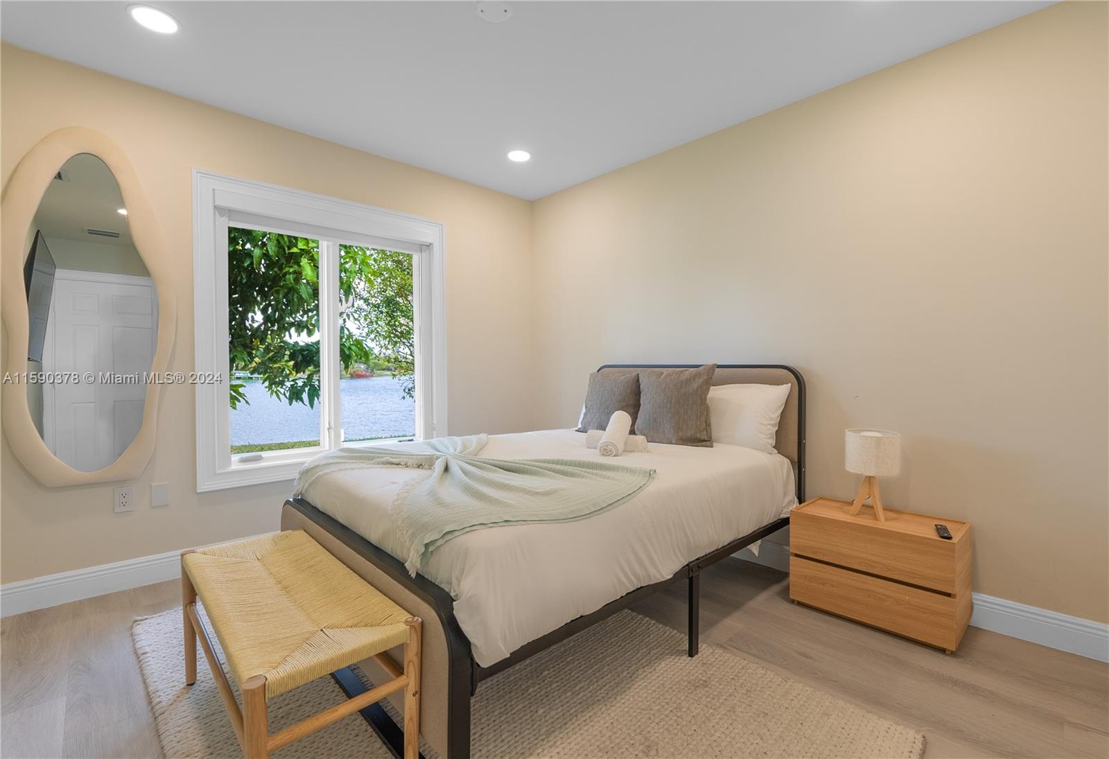 PINE SHORE SEC 6 - Residential