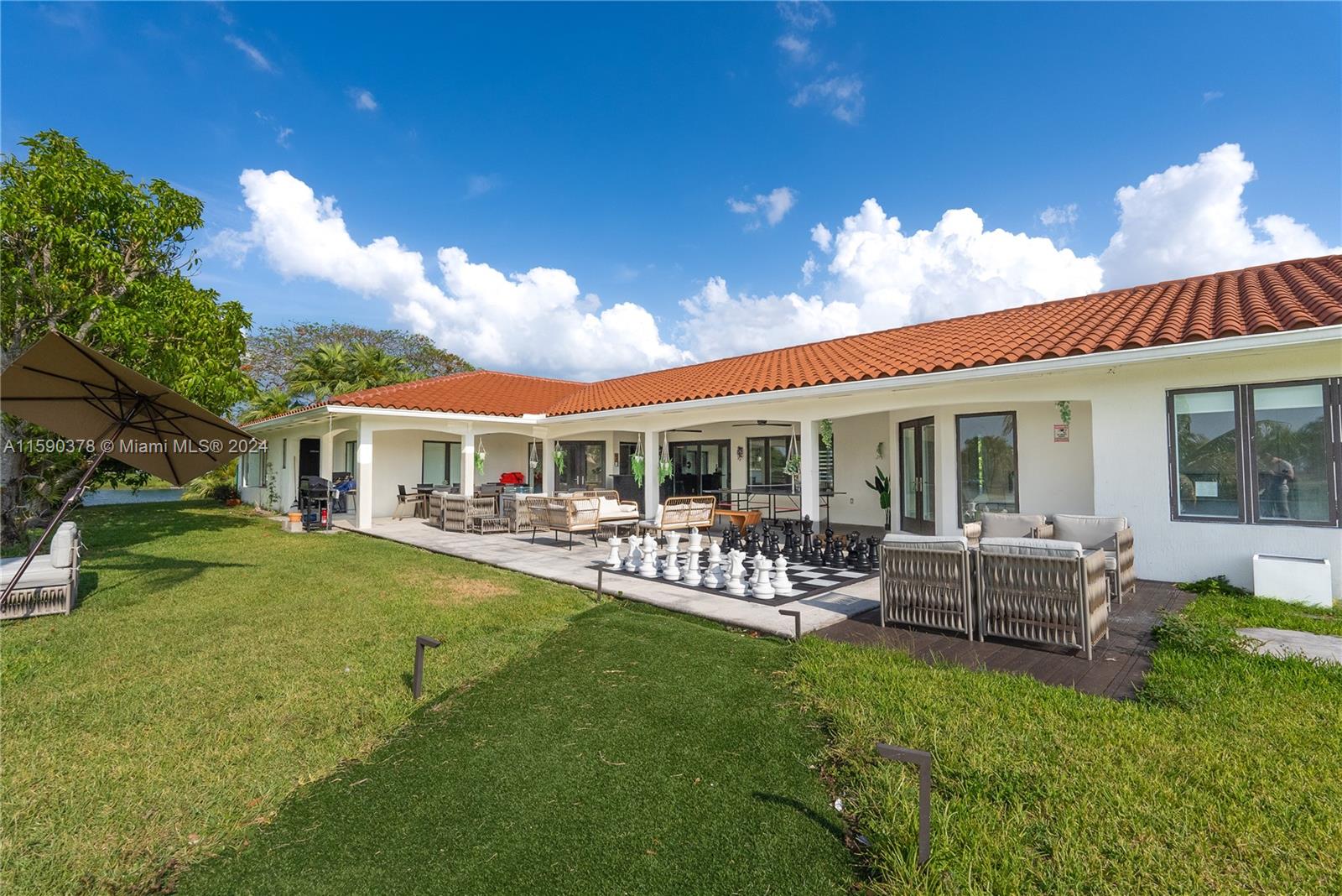 PINE SHORE SEC 6 - Residential