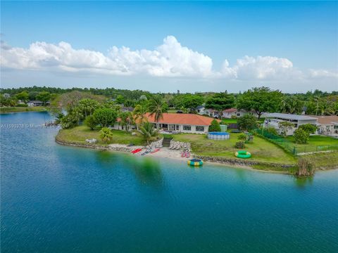 12505 SW 112th Ct, Miami, FL 33176 - MLS#: A11590378