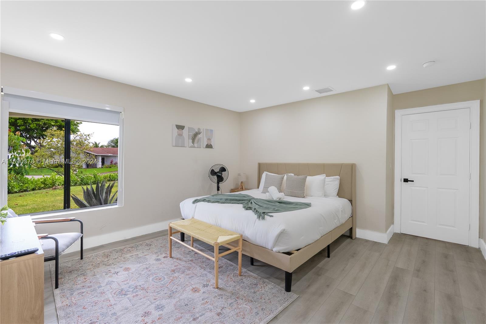 PINE SHORE SEC 6 - Residential
