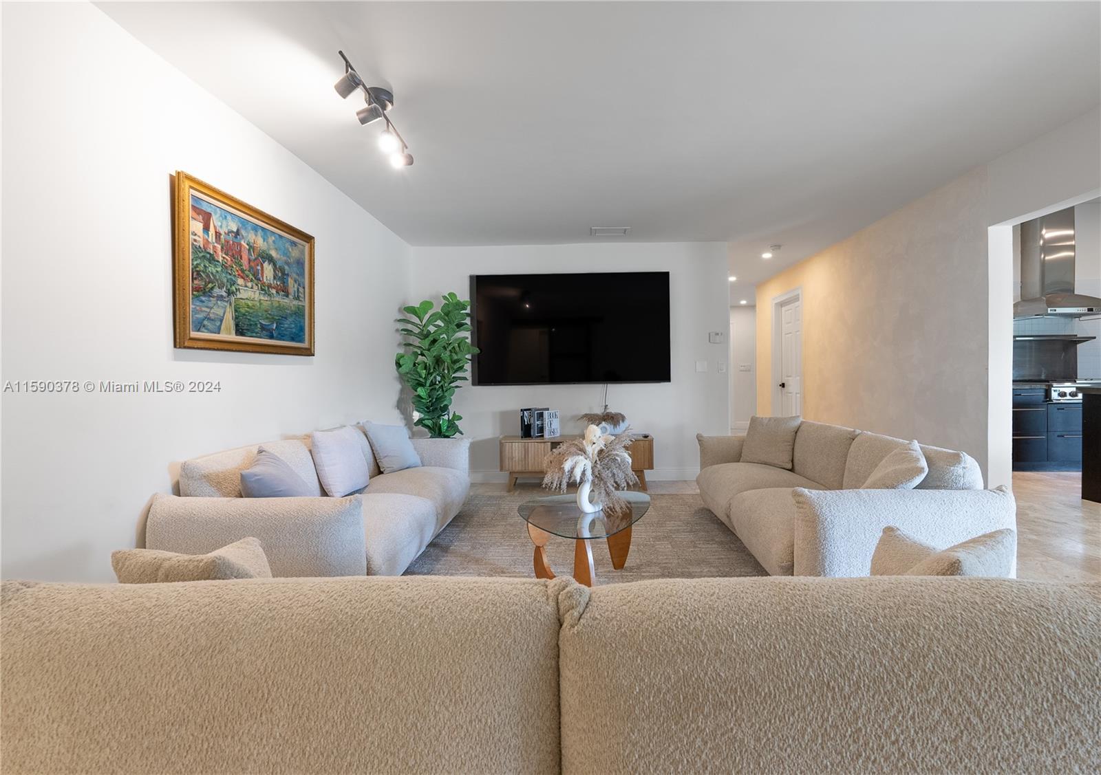 PINE SHORE SEC 6 - Residential