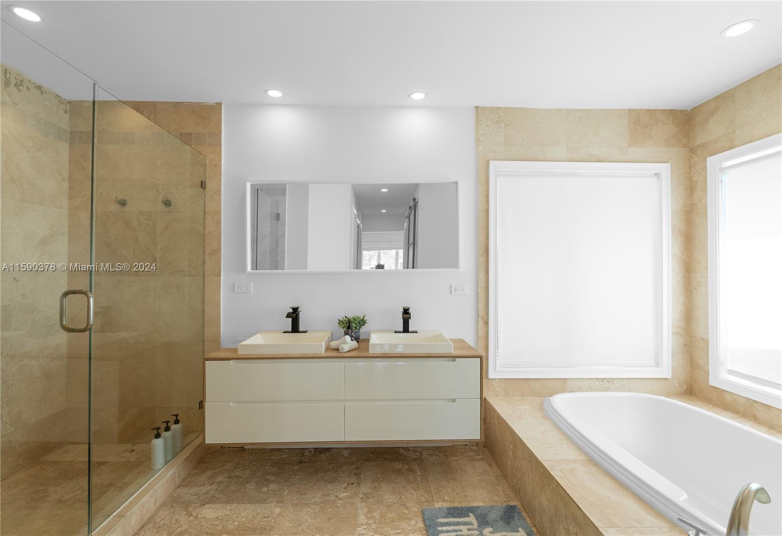 PINE SHORE SEC 6 - Residential