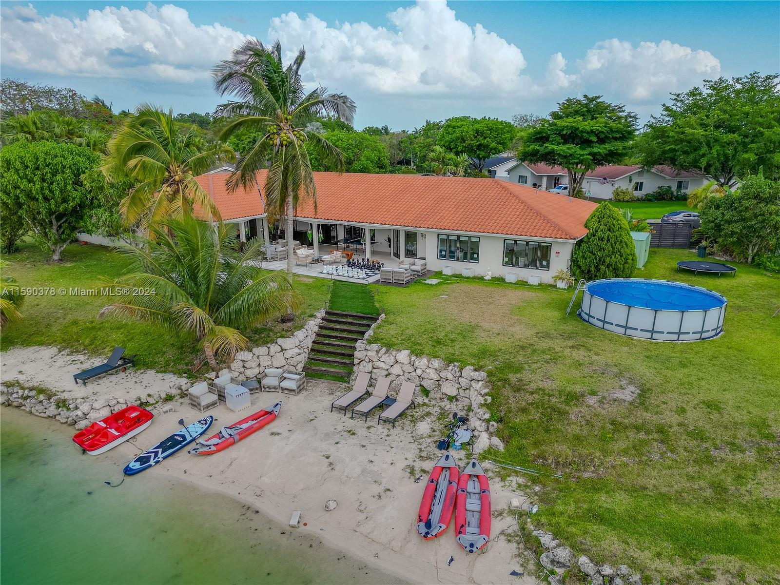 PINE SHORE SEC 6 - Residential