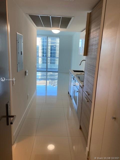 BRICKELL HOUSE - Residential Lease