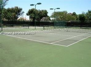 GARDENS NORTH EIGHT CONDO - Residential