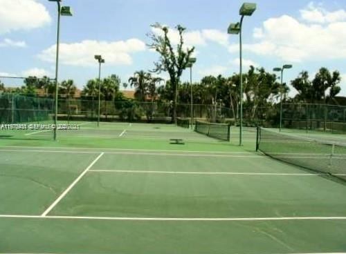 GARDENS NORTH EIGHT CONDO - Residential