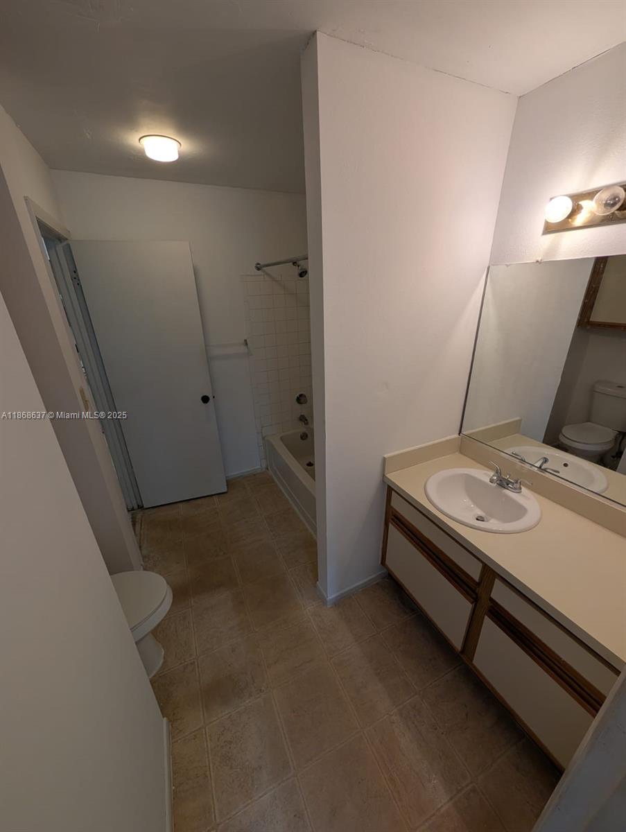 THE OASIS AT PEARL LAKE - Residential