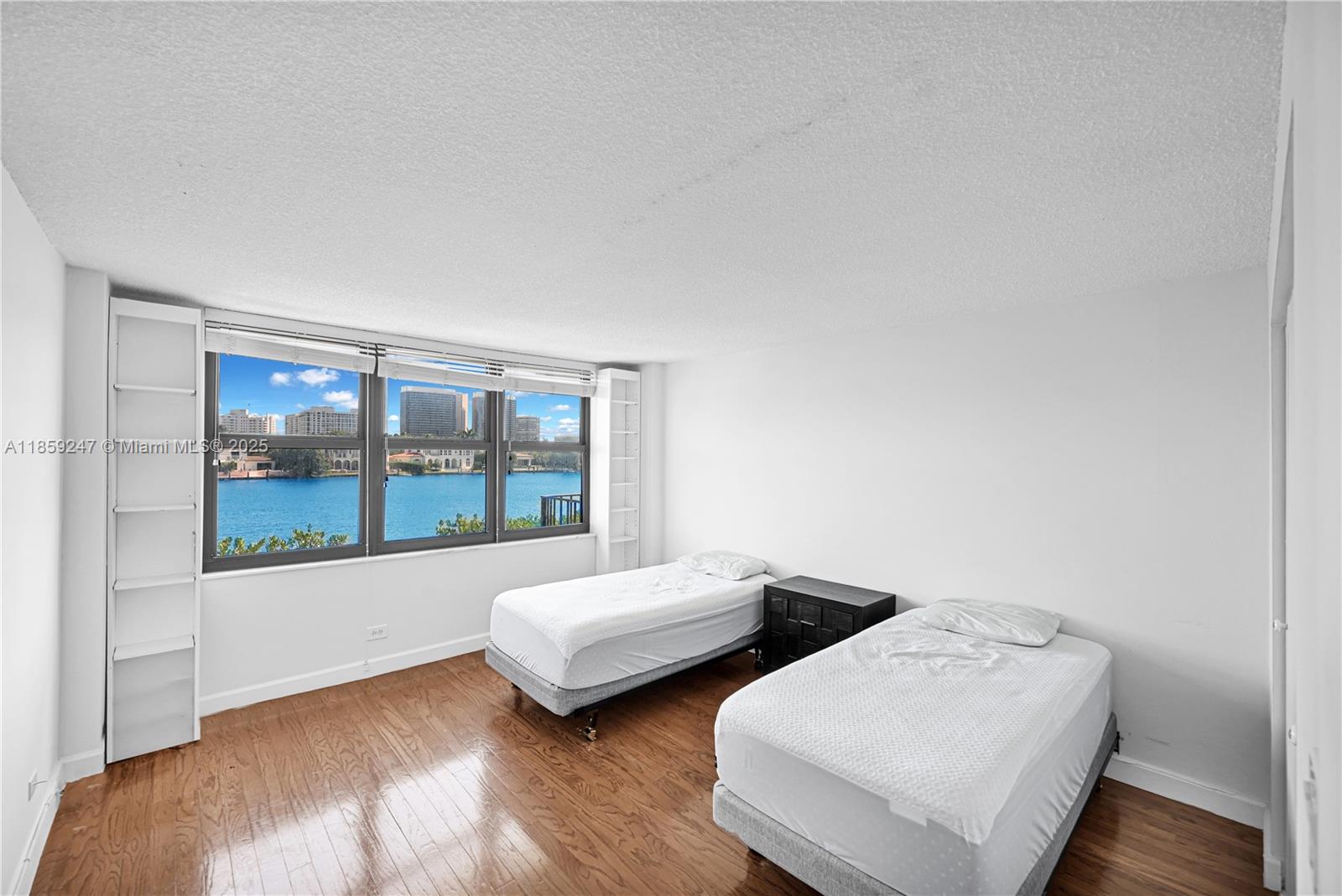 THE BELMONT CONDO - Residential Lease