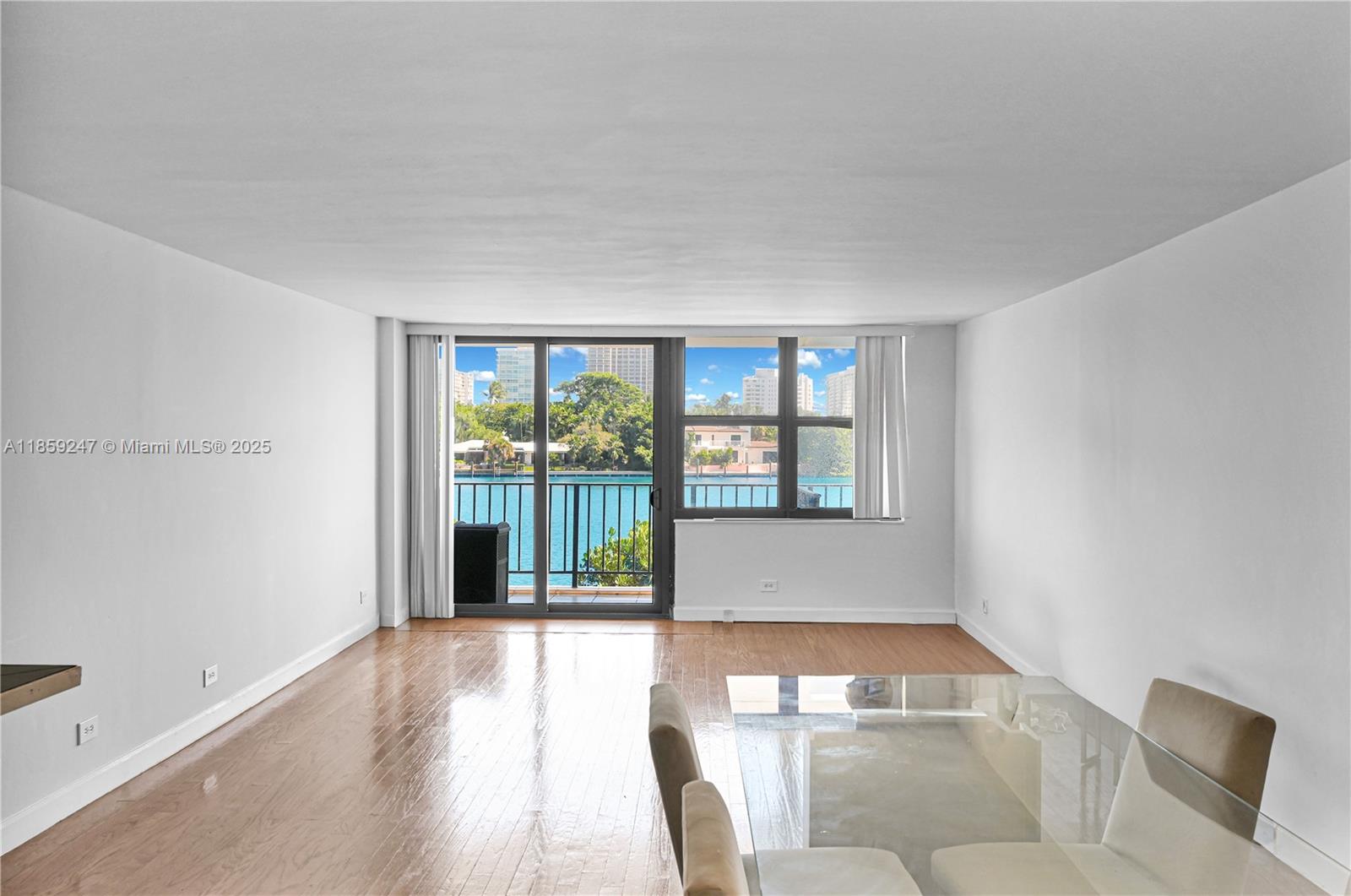 THE BELMONT CONDO - Residential Lease